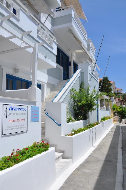 Remezzo Hotel & Studios Питагорион Экстерьер фото